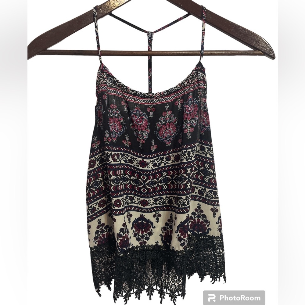 LA Hearts Women’s Printed and Lace Tank Top Size Medium